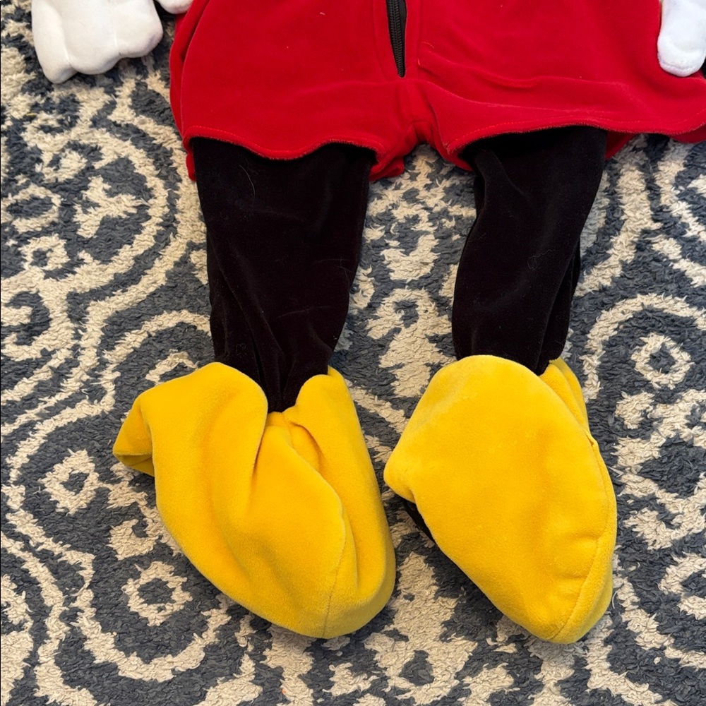 Disney Store Mickey Mouse Costume - Picture 2 of 9
